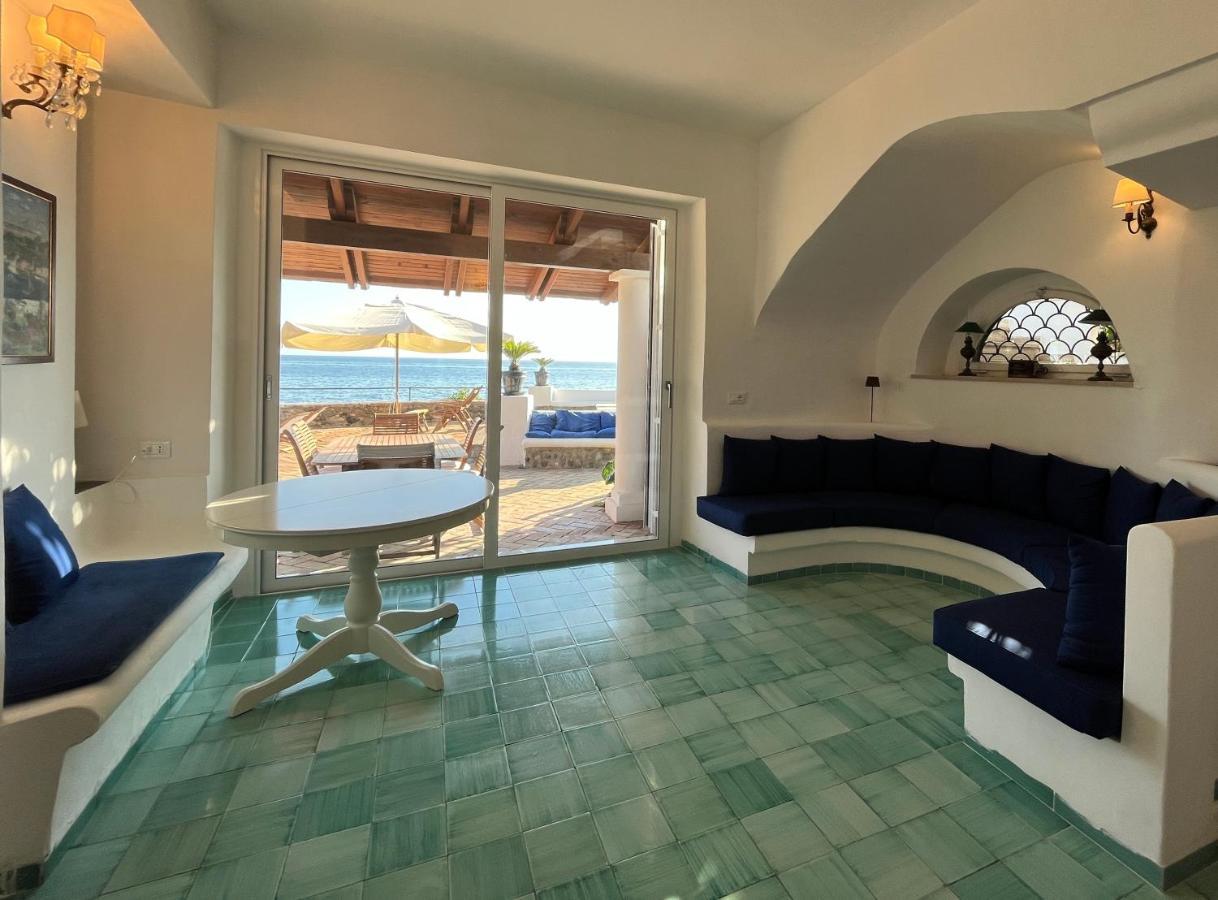 Nelinda Waterfront Accommodation Casamicciola Terme Eksteriør billede